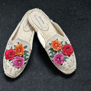 Splendid Women's Espadrilles with Floral Embroidery - Cream and Multicolor